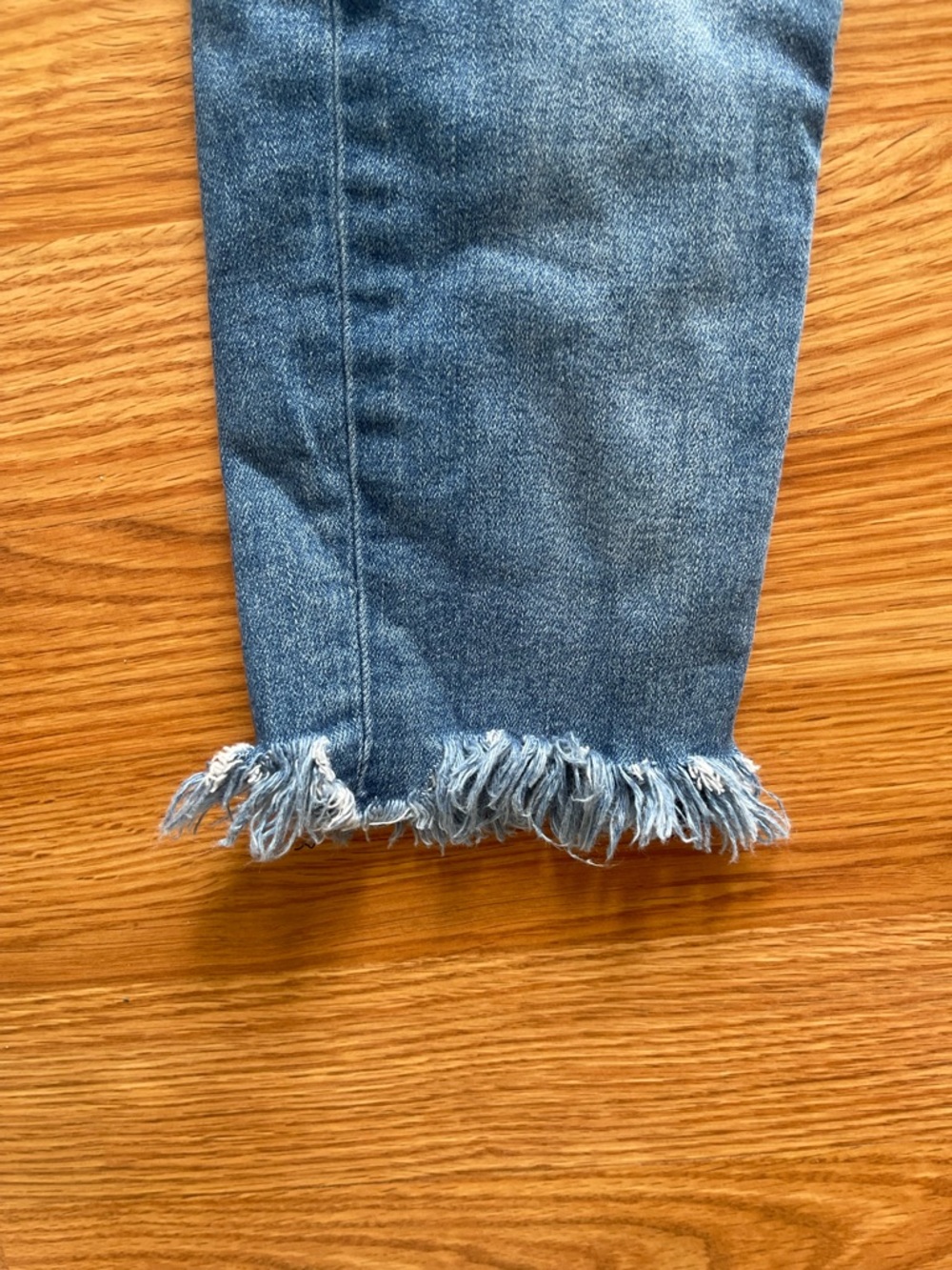 Express Mid Rise Cropped Legging Jeans - Picture 2 of 5